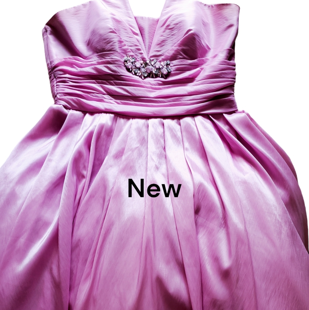 Hot pink taffeta Demetrios****prom dress. Two layers of tool. Strapless